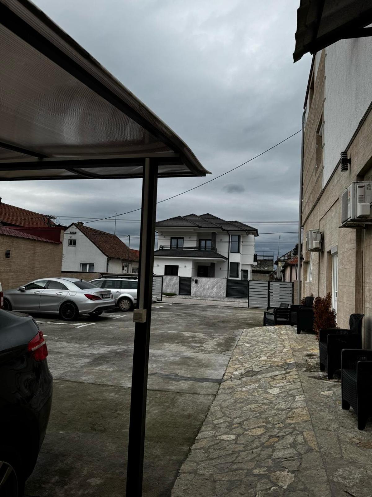 Apartments Vila Brzi & Beka Sabac Bagian luar foto